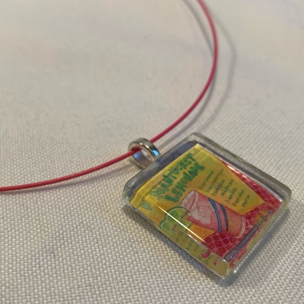 Pink Choker Necklace With “Nantucket” Pendant
